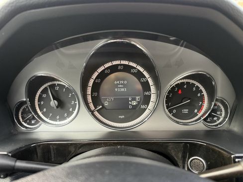 Used 2011 Mercedes-Benz E 350 4MATIC Wagon image 19