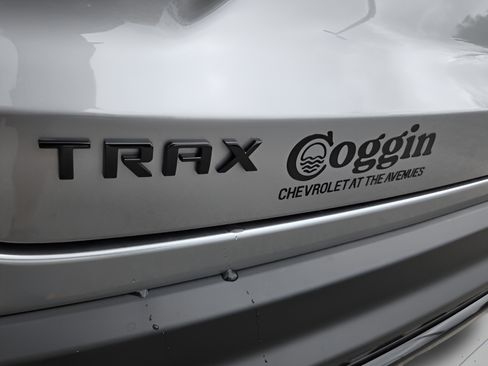 New 2026 Chevrolet Trax RS w/ Sunroof Package FWD image 33