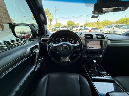 Used 2020 Lexus GX 460 Premium w/ Premium Package AWD/4WD image 48