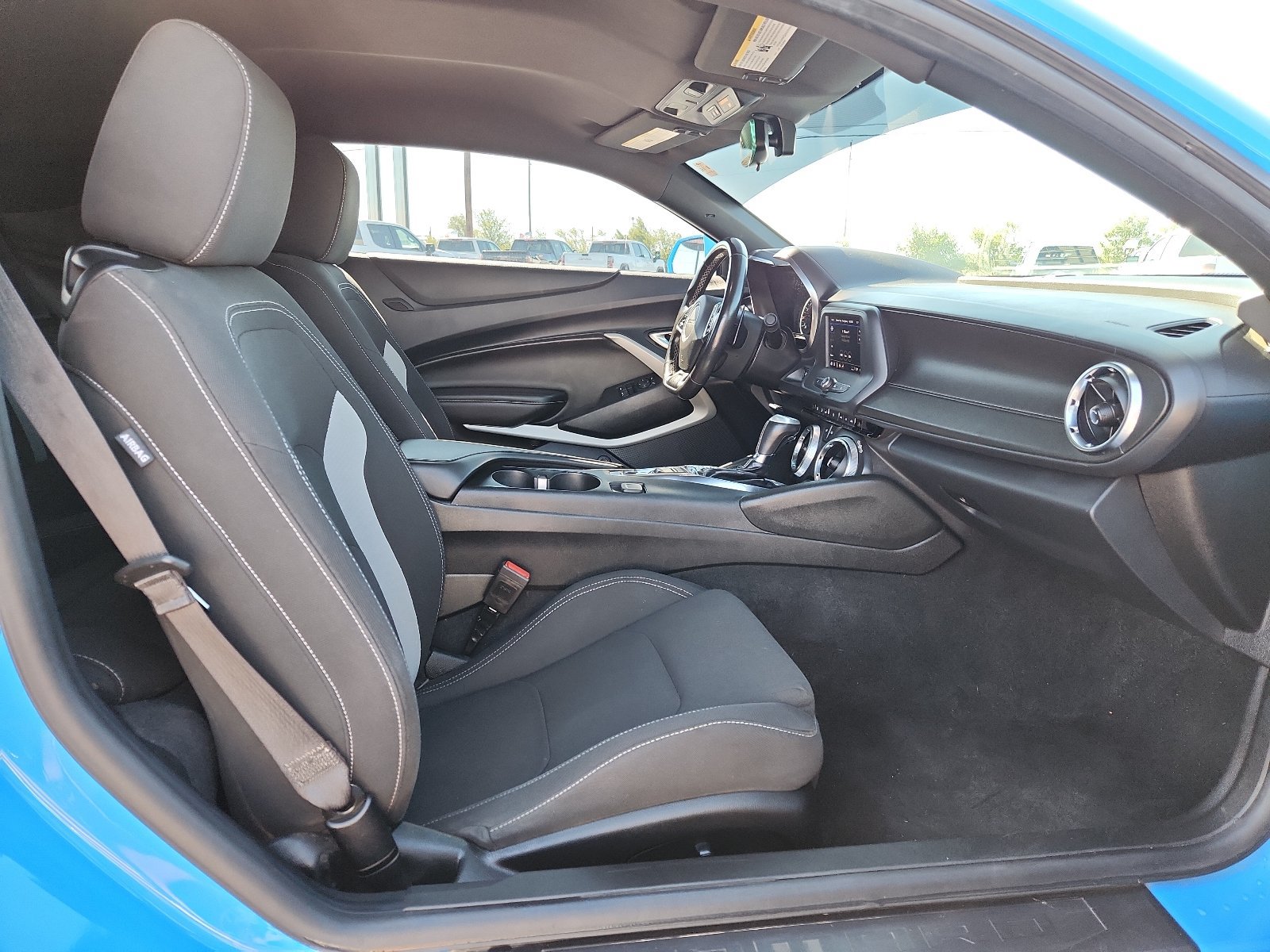 Used 2023 Chevrolet Camaro LT RWD image 9
