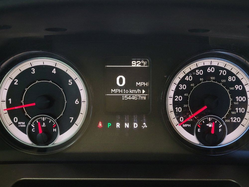 Used 2017 RAM 1500 Express RWD image 23