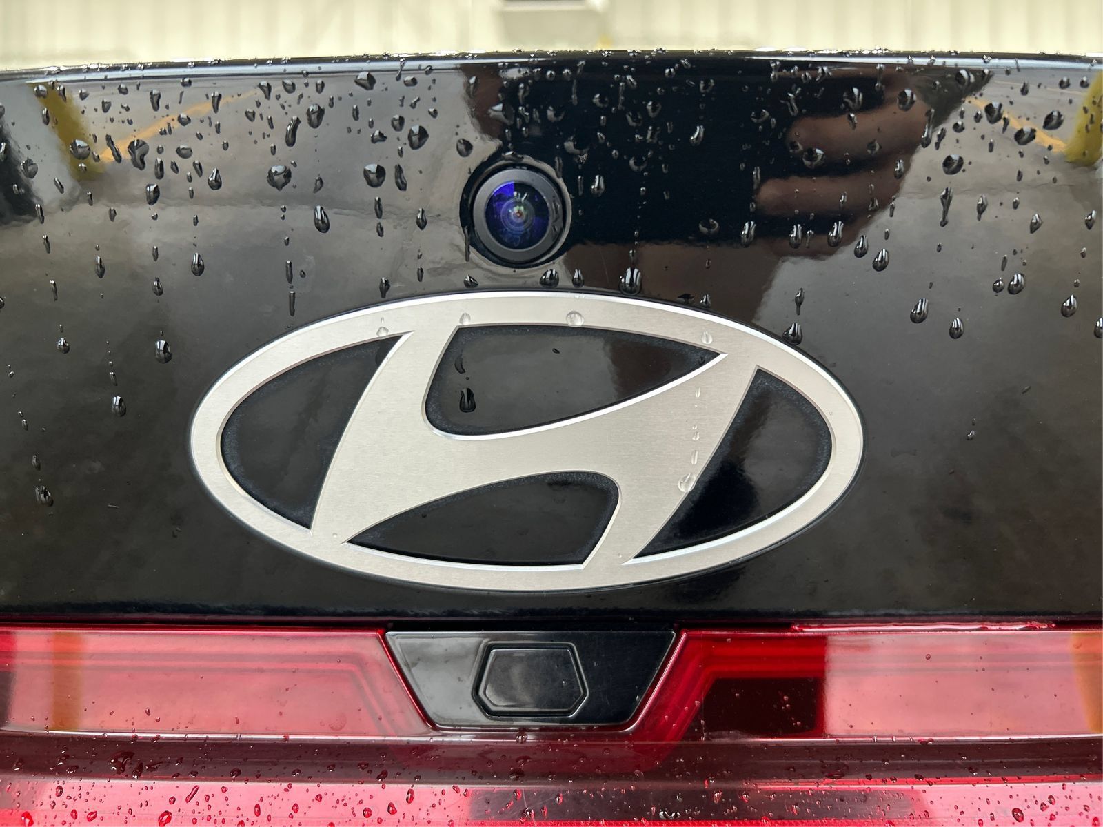 Used 2025 Hyundai Elantra SEL FWD image 23