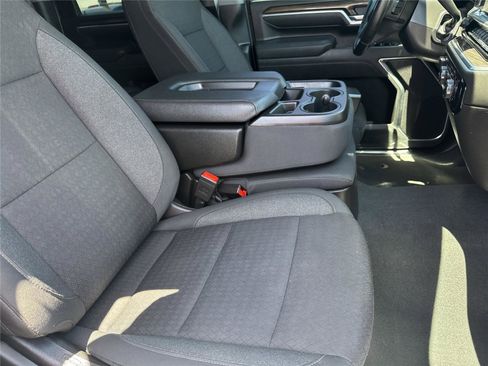 Used 2025 Chevrolet Silverado 2500 LT AWD/4WD image 34