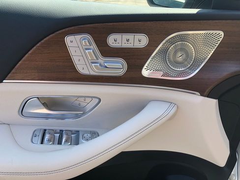 New 2025 Mercedes-Benz GLS 450 GLS 450 image 12