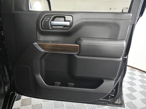 Used 2021 Chevrolet Silverado 1500 RST AWD/4WD image 13