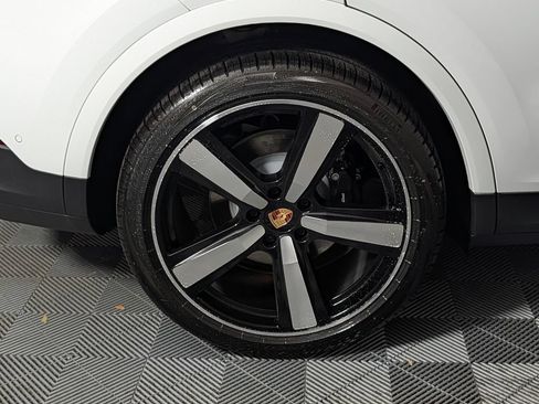 New 2026 Porsche Cayenne AWD/4WD image 13