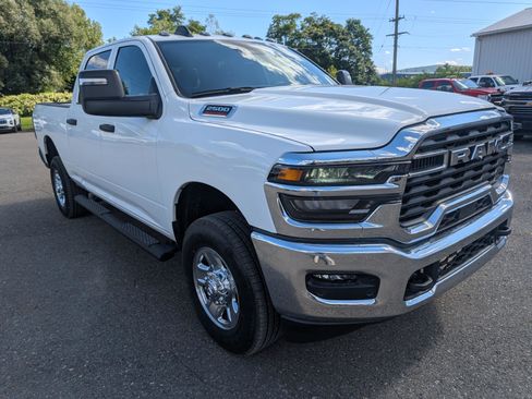 New 2025 RAM 2500 Tradesman image 3