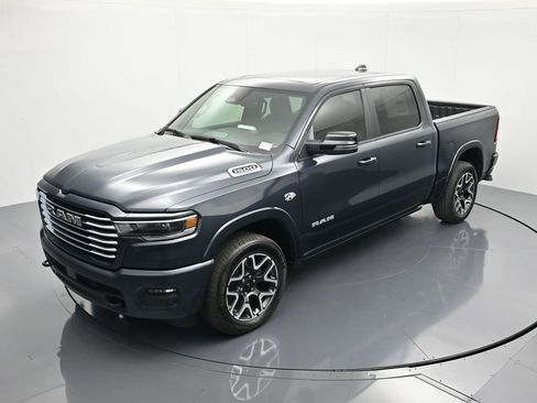 New 2026 RAM 1500 Laramie AWD/4WD image 33