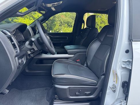 Used 2025 RAM 2500 Laramie w/ Sport Appearance Package AWD/4WD image 17
