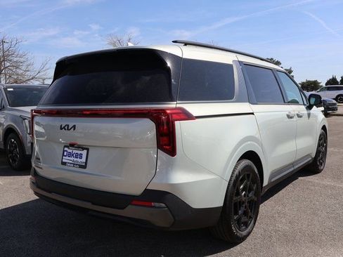 New 2026 Kia Carnival SX FWD image 6