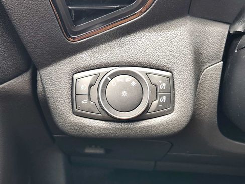 Used 2017 Ford Escape Titanium AWD/4WD image 21