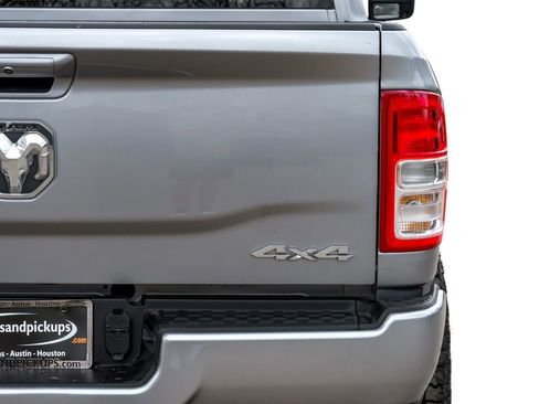 Used 2024 RAM 2500 Big Horn w/ Sport Appearance Package image 47