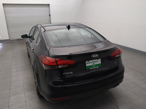 Used 2018 Kia Forte EX FWD image 6