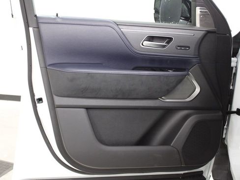 New 2026 INFINITI QX80 4WD w/ Sport Exterior Package image 18
