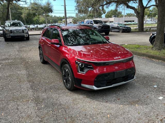 Used 2023 Kia Niro Wind FWD image 27
