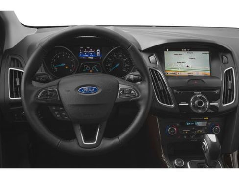 Used 2015 Ford Focus Titanium w/ Titanium Cold Weather Package FWD image 7