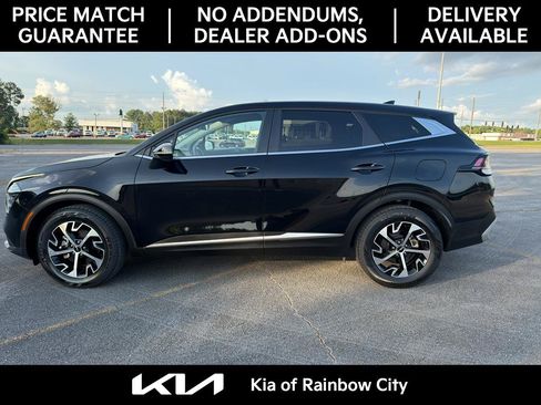 Used 2025 Kia Sportage EX FWD image 8