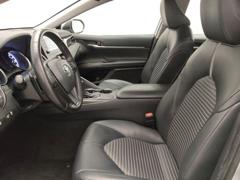 Used 2021 Toyota Camry SE image 17