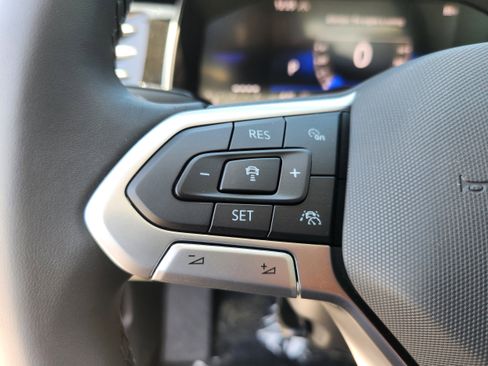 New 2025 Volkswagen Jetta SE image 30