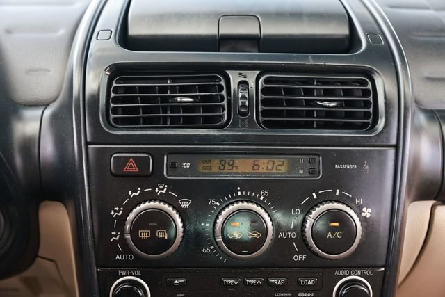 Used 2005 Lexus IS 300 RWD image 36