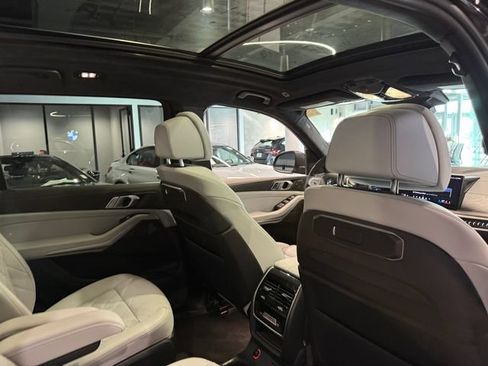 Certified 2024 BMW X7 xDrive40i w/ Parking Assistance Package AWD/4WD image 30
