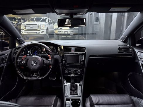 Used 2016 Volkswagen Golf R DCC & Navigation 4Motion image 22