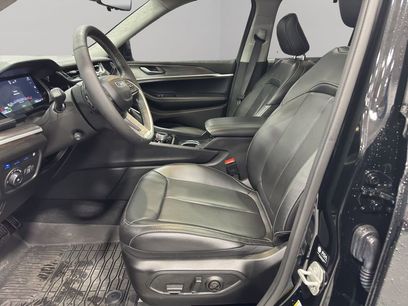 New 2024 Jeep Grand Cherokee Limited 4xe w/ Luxury Tech Group II