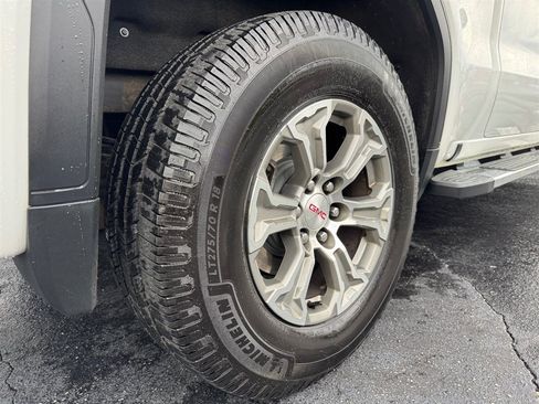 Used 2020 GMC Sierra 1500 SLE w/ SLE Value Package AWD/4WD image 10