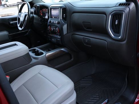 Used 2021 Chevrolet Silverado 1500 LT Trail Boss w/ Convenience Package II image 12