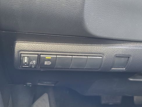 Certified 2024 Toyota Corolla SE image 34