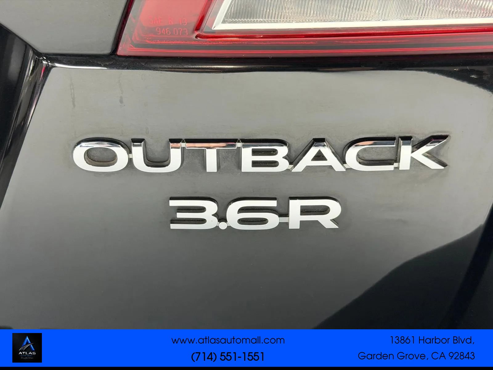 Used 2018 Subaru Outback 3.6R Limited AWD/4WD image 10