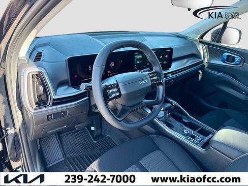 New 2026 Kia Sorento LX FWD image 24