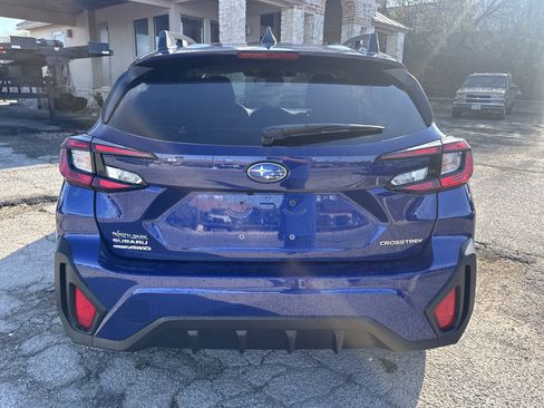 Certified 2025 Subaru Crosstrek 2.0i Premium image 4
