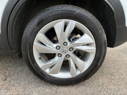 Used 2025 Buick Encore GX Preferred AWD/4WD image 28