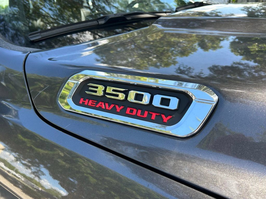New 2026 RAM 3500 Limited AWD/4WD image 34