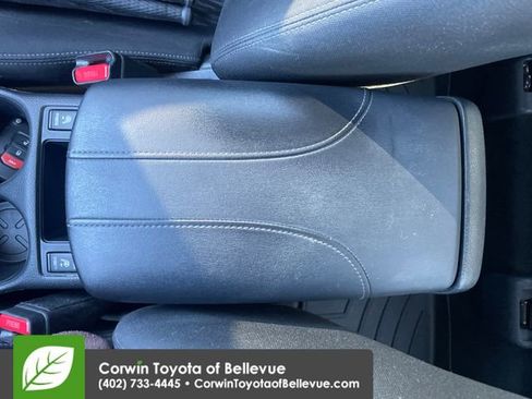 Used 2020 Nissan Rogue SV AWD/4WD image 15