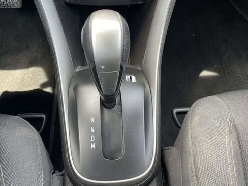 Used 2017 Chevrolet Trax LT FWD image 14