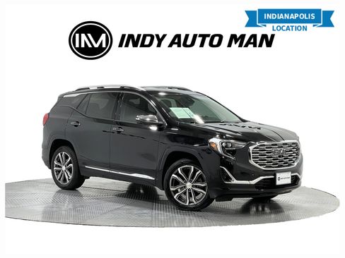 Used 2019 GMC Terrain Denali w/ GMC Pro Grade Package AWD/4WD image 1