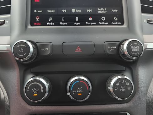 Used 2019 RAM 2500 Big Horn AWD/4WD image 14