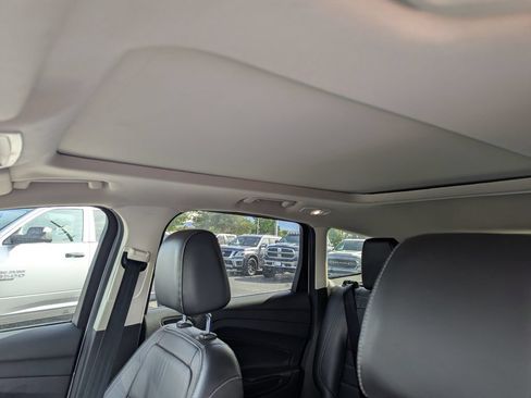 Used 2017 Ford Escape Titanium AWD/4WD image 29