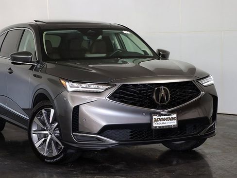 Certified 2026 Acura MDX w/ Technology Package image 6