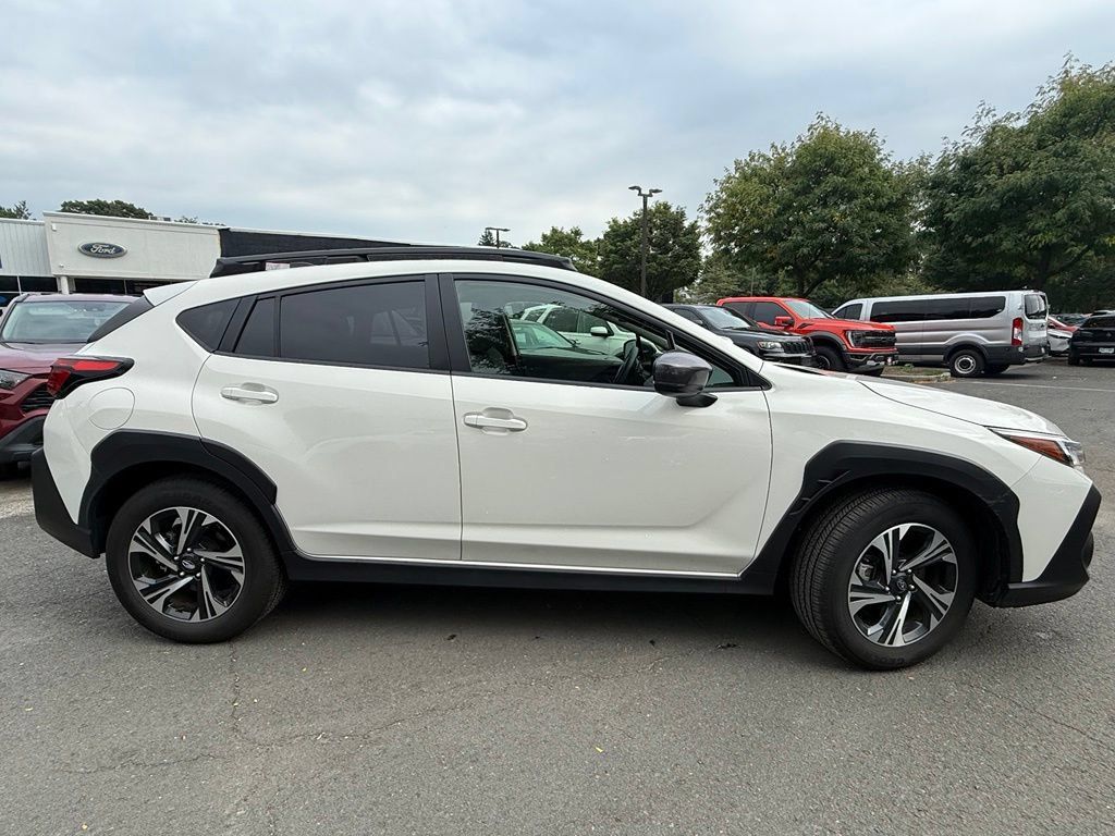Used 2024 Subaru Crosstrek 2.0i Premium AWD/4WD image 5