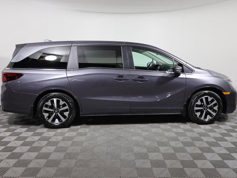 Used 2026 Honda Odyssey EX-L image 4
