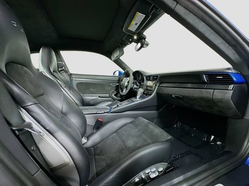Certified 2016 Porsche 911 Carrera GTS RWD image 26