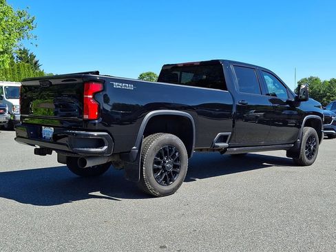 Used 2025 Chevrolet Silverado 2500 LTZ AWD/4WD image 6