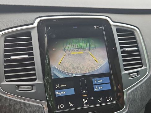 Used 2019 Volvo XC90 T5 Momentum w/ Protection Package Premier image 12