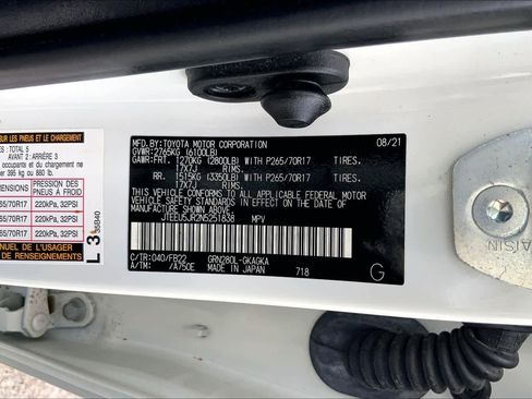 Used 2022 Toyota 4Runner SR5 RWD image 36