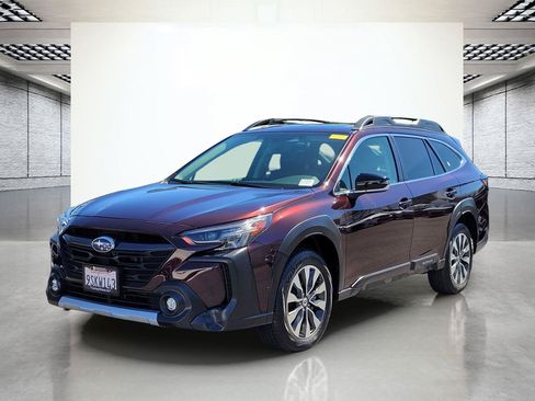 Certified 2025 Subaru Outback Limited XT AWD/4WD image 11