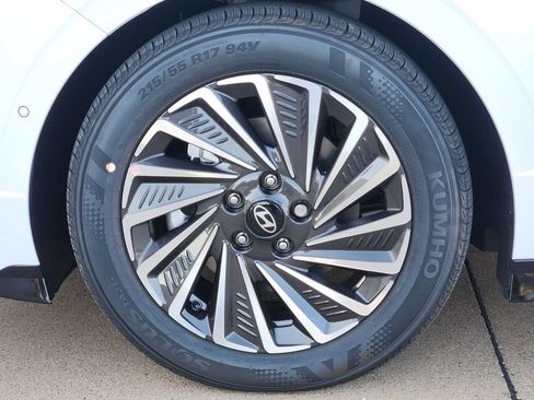 New 2026 Hyundai Sonata Limited FWD image 7