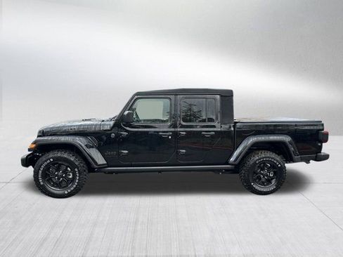 Certified 2024 Jeep Gladiator Sport image 9